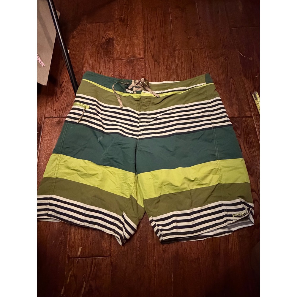 Patagonia Mens Striped Board Shorts Green Navy Blue Swim Trunks Size‎ 38